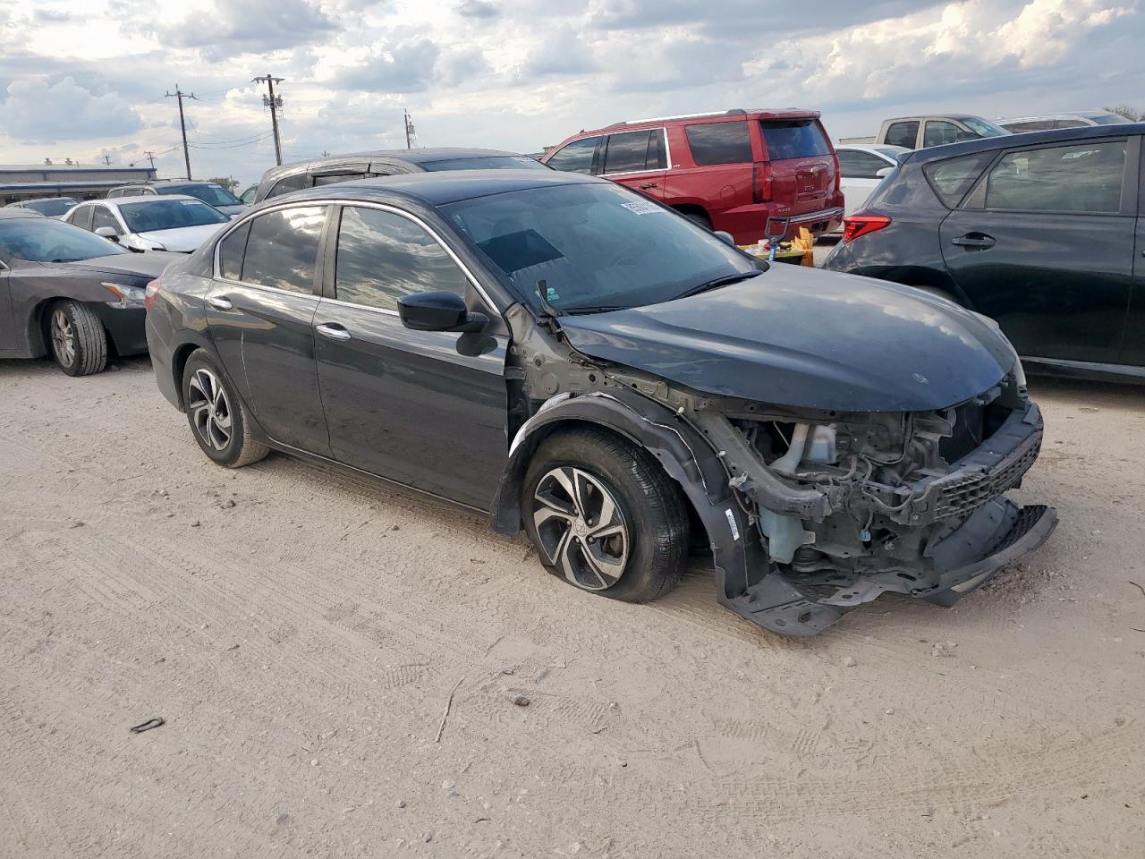 2017 Honda Accord Lx - Фото 4