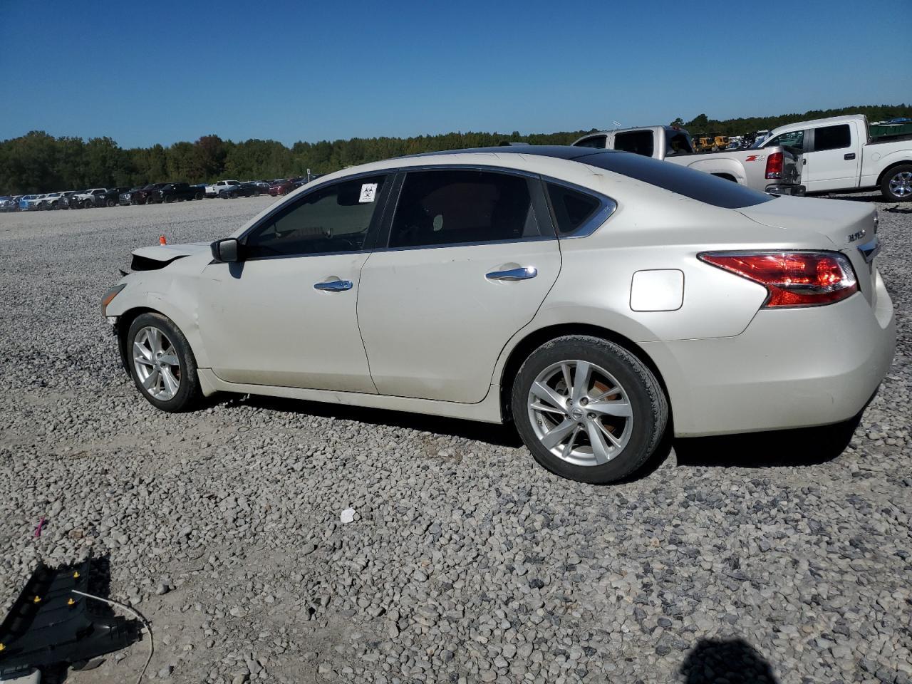 2015 Nissan Altima 2.5 - Фото 2