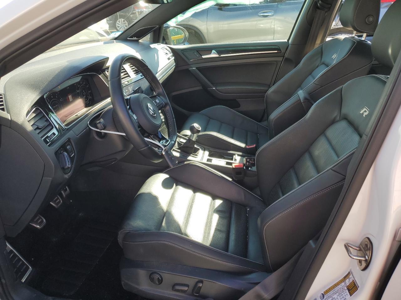 2019 Volkswagen Golf R - Фото 7