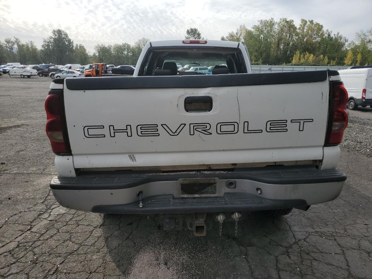 2004 Chevrolet Silverado K2500 Heavy Duty - Фото 6