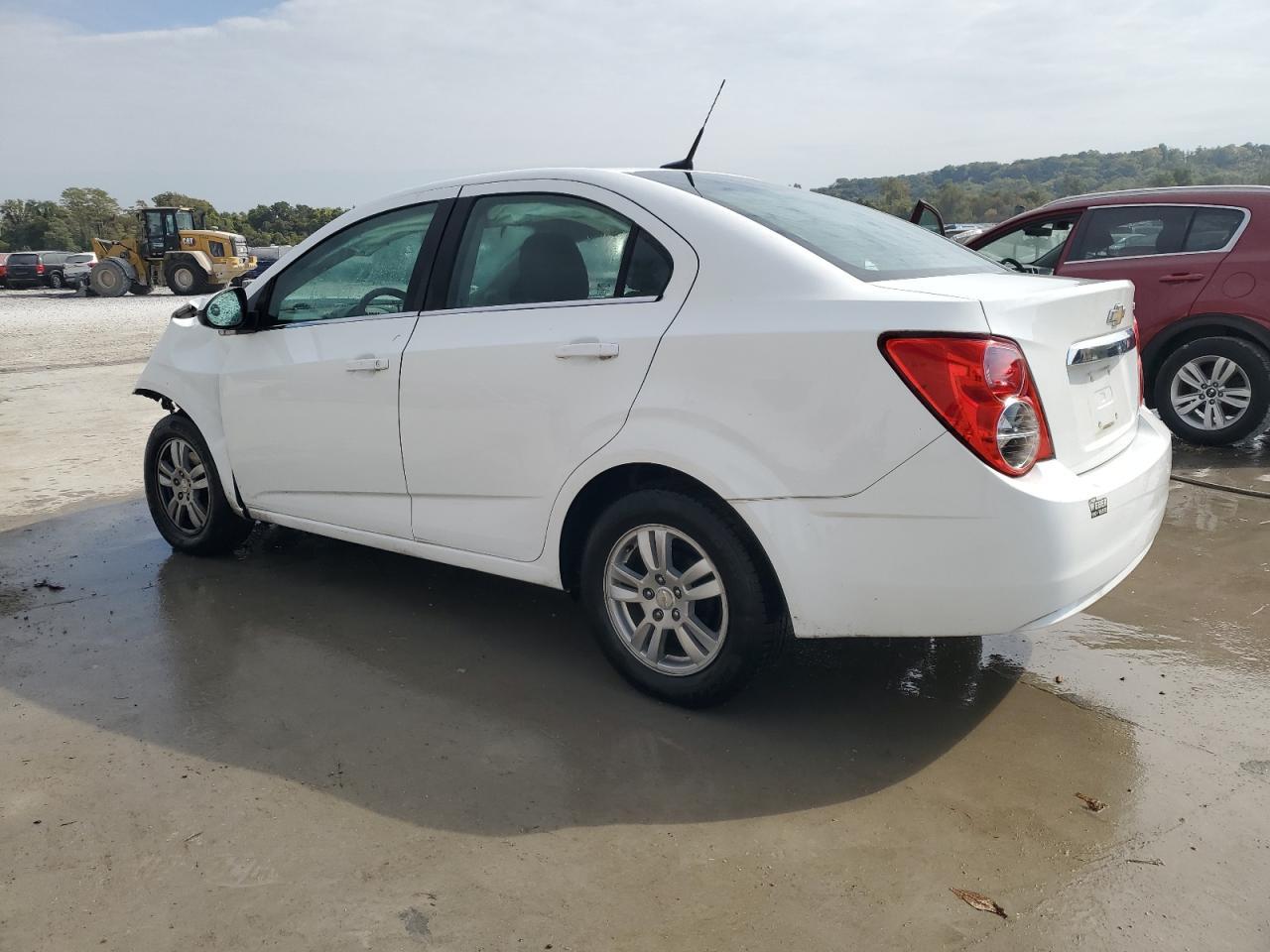 2014 Chevrolet Sonic Lt - Фото 2