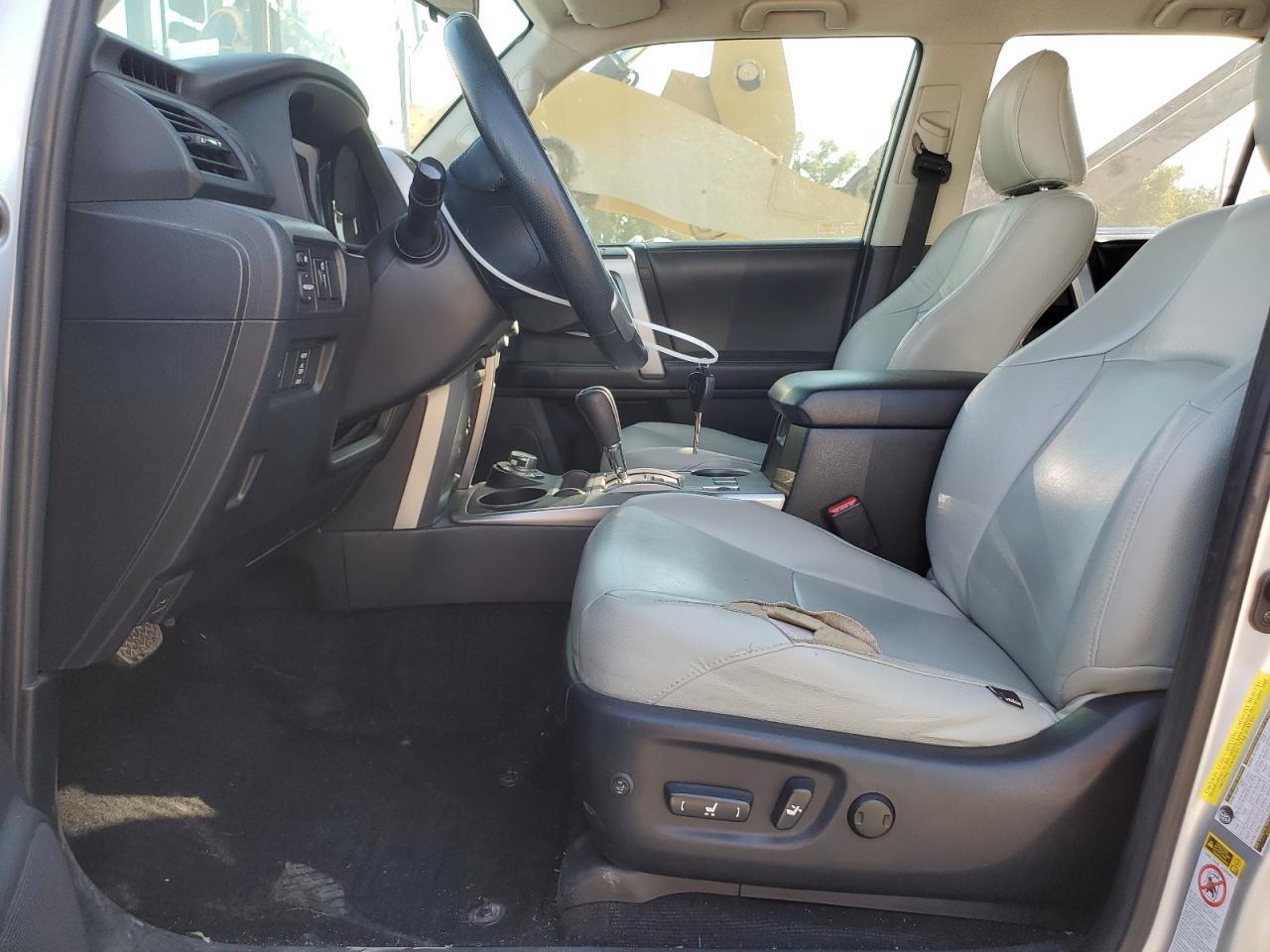 2015 Toyota 4Runner Sr5/Sr5 Premium - Image 7