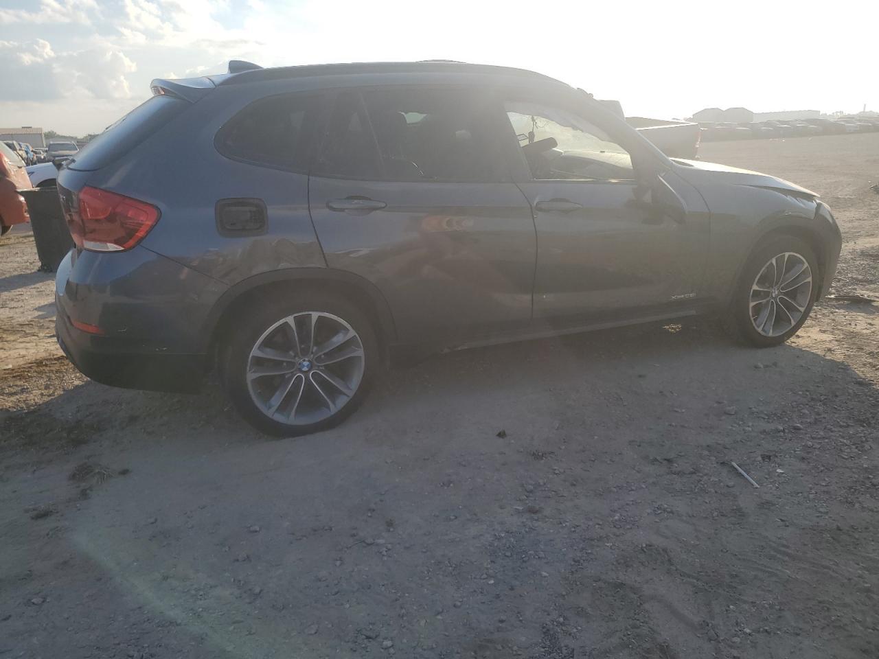 2014 BMW X1 Sdrive2 - Фото 3