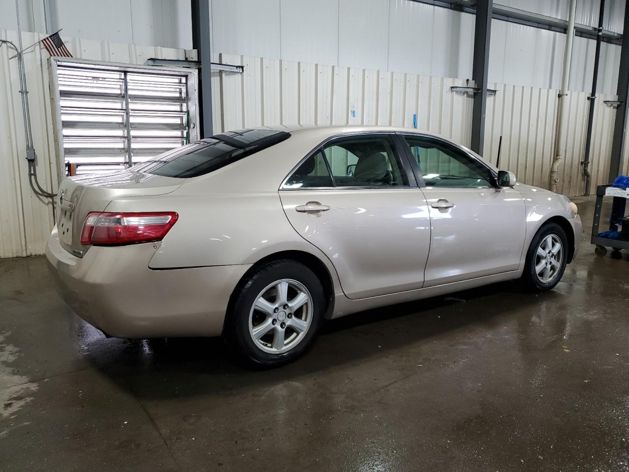 2008 Toyota Camry Ce - Фото 3