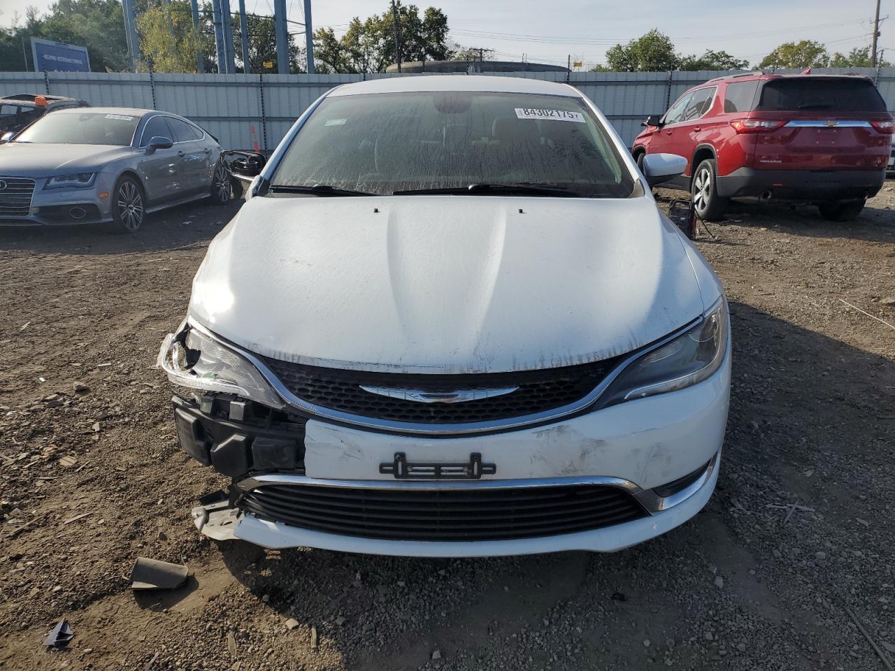 2015 Chrysler 200 Limited - Фото 5