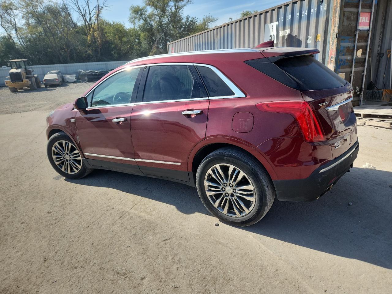 2017 Cadillac Xt5 Premium Luxury - Фото 2