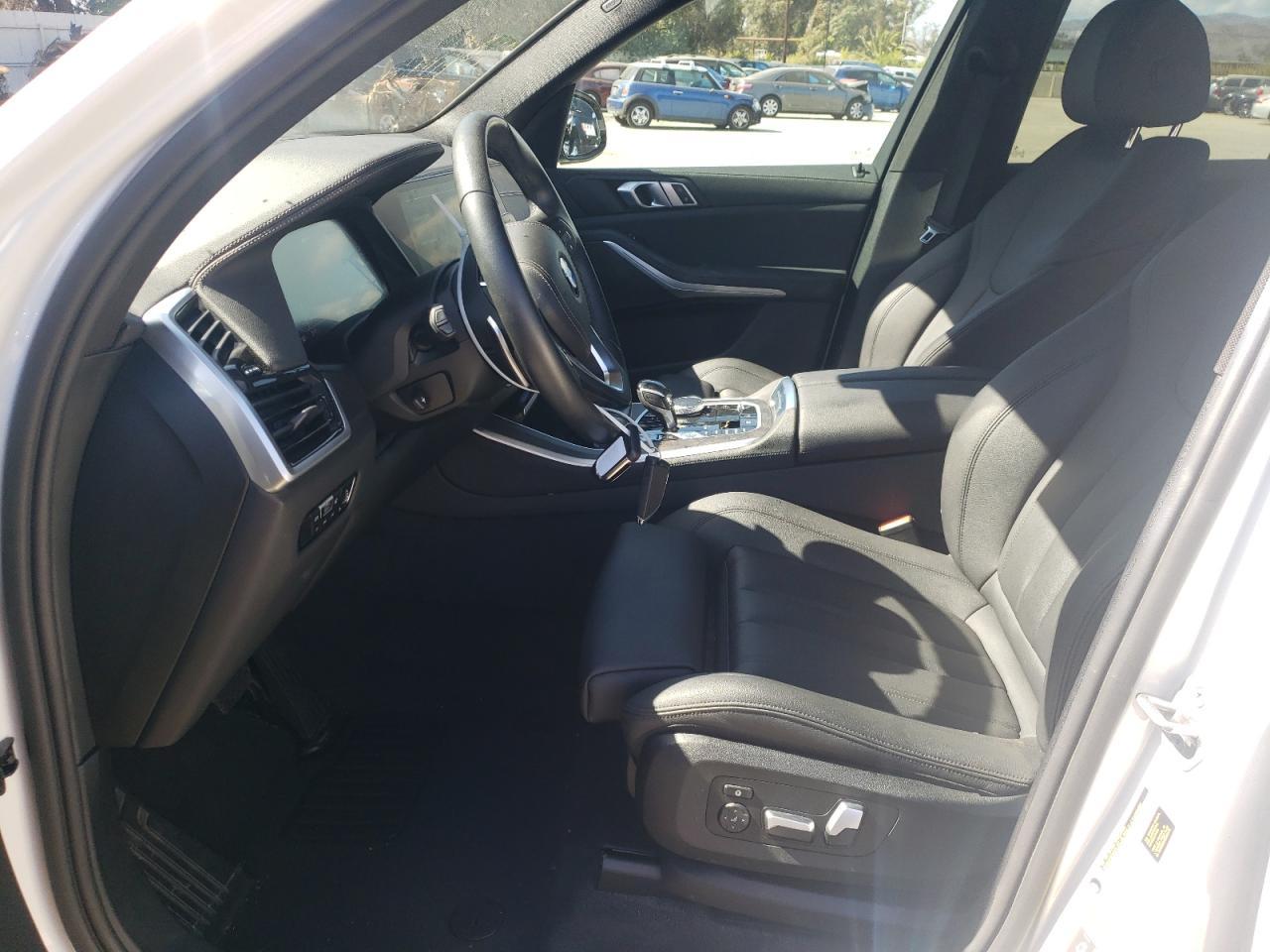 2022 BMW X5 xDrive45E - Фото 7