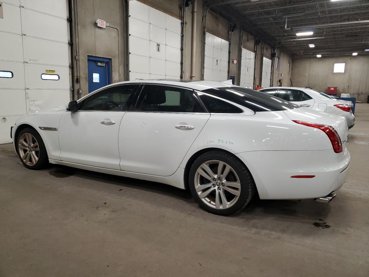 2013 Jaguar Xjl Portfolio - Фото 2