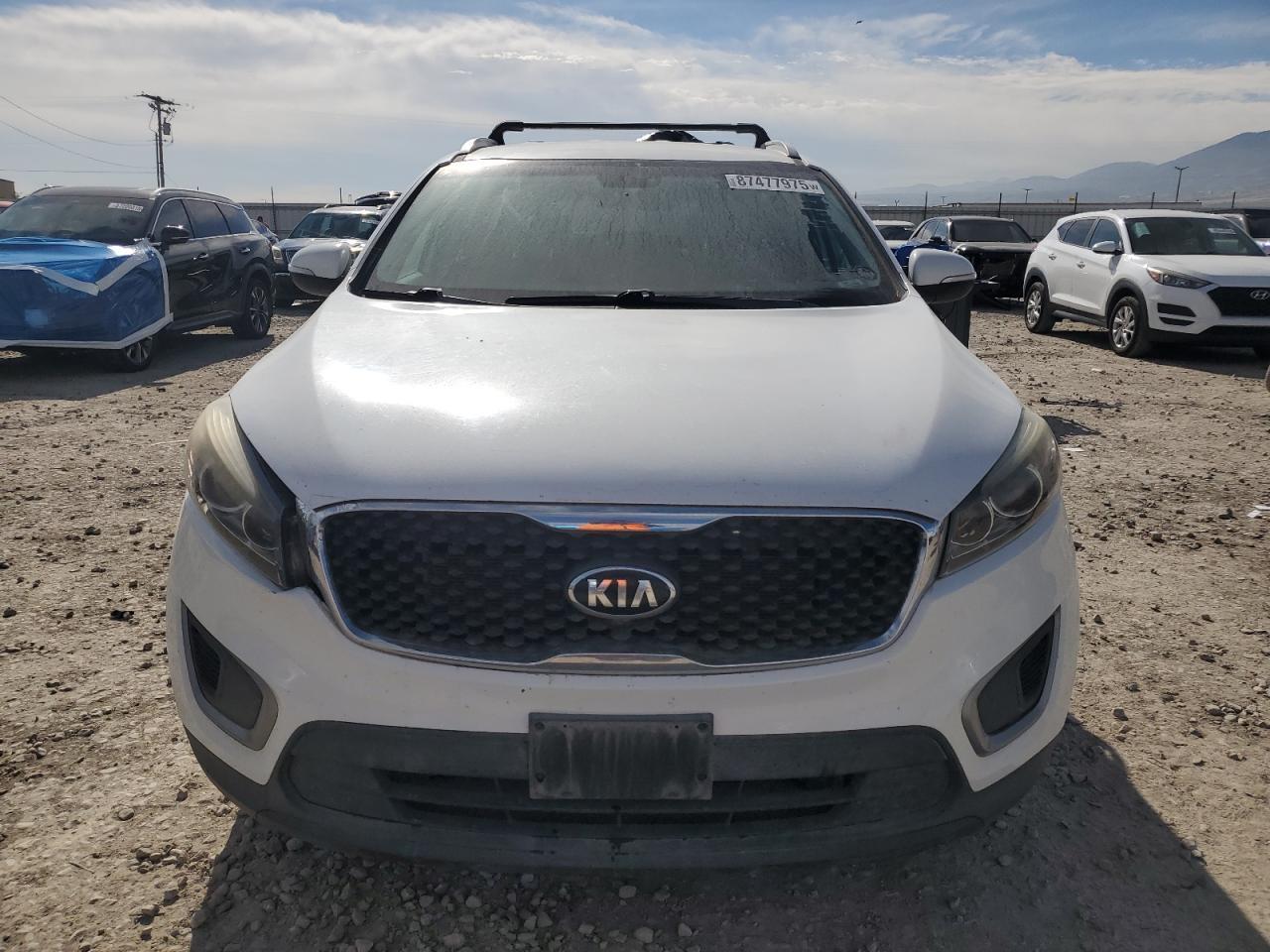 2017 Kia Sorento Lx - Image 5
