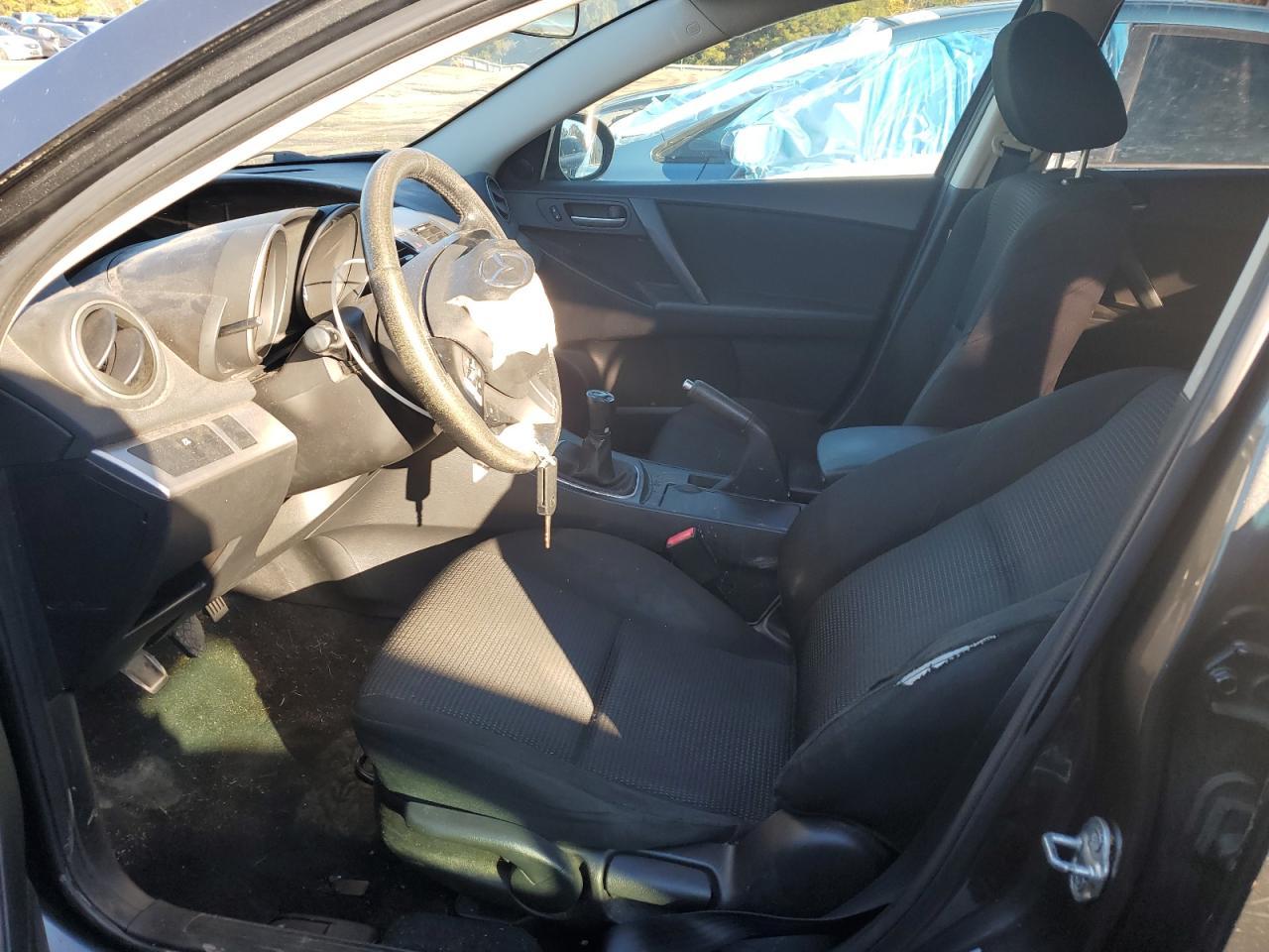 2012 Mazda 3 I - Image 7