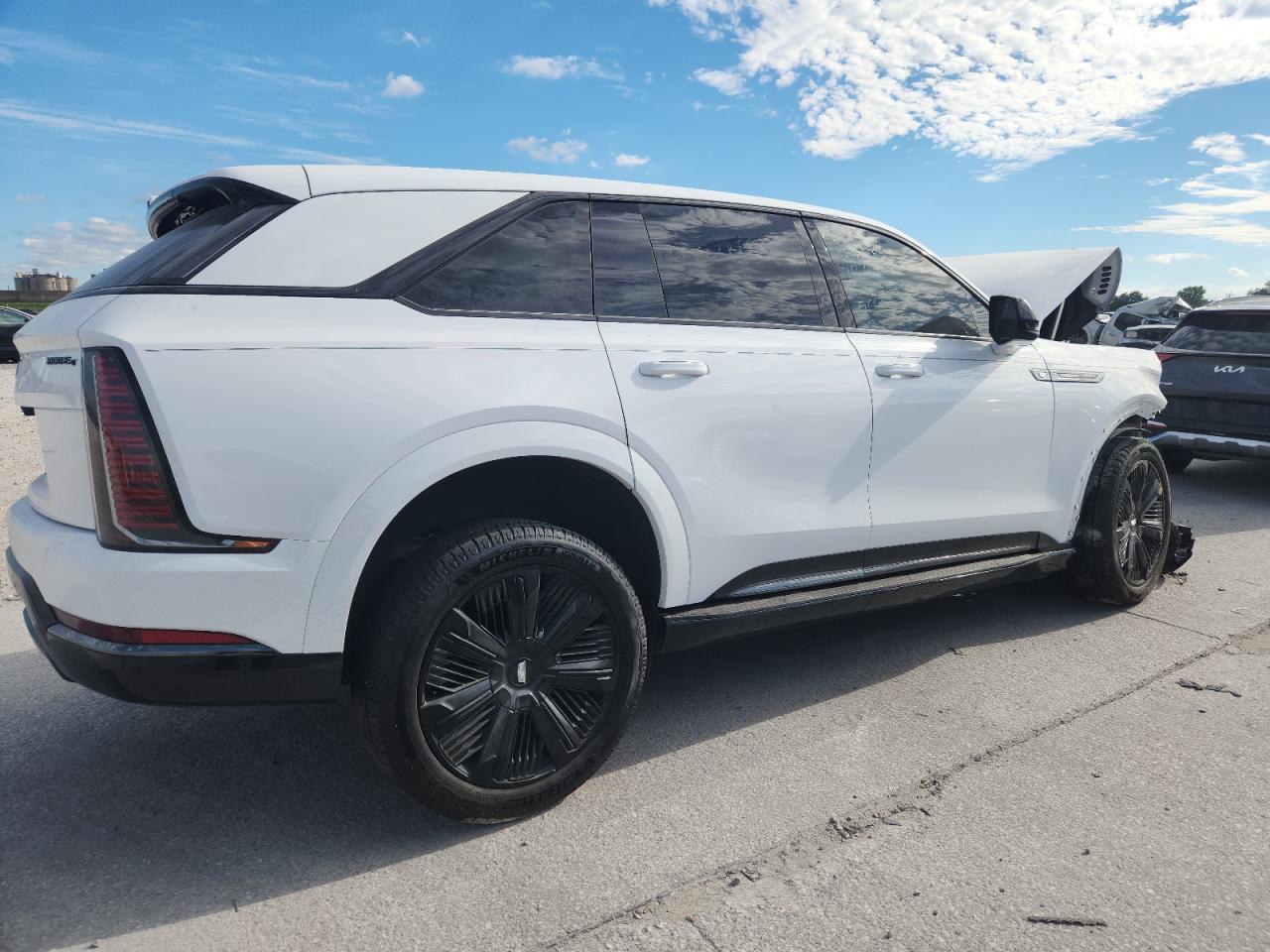 2025 Cadillac Escalade Iq Sport-1 - Фото 3