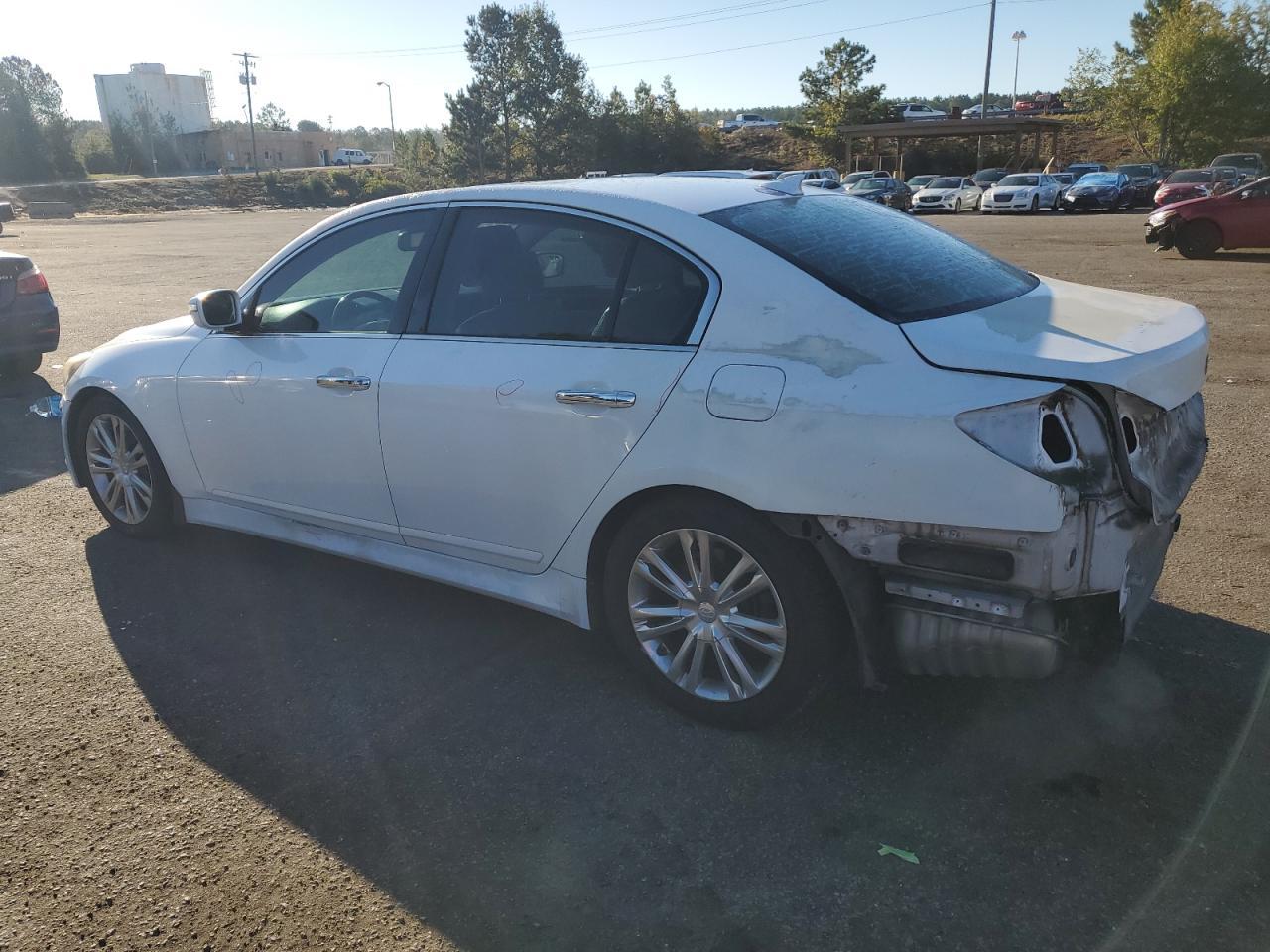 2013 Hyundai Genesis 3.8L - Фото 2