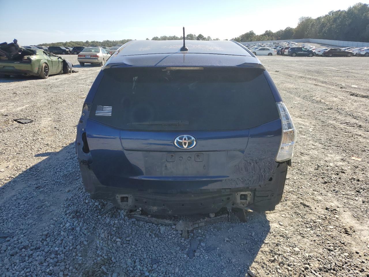 2012 Toyota Prius V - Фото 6