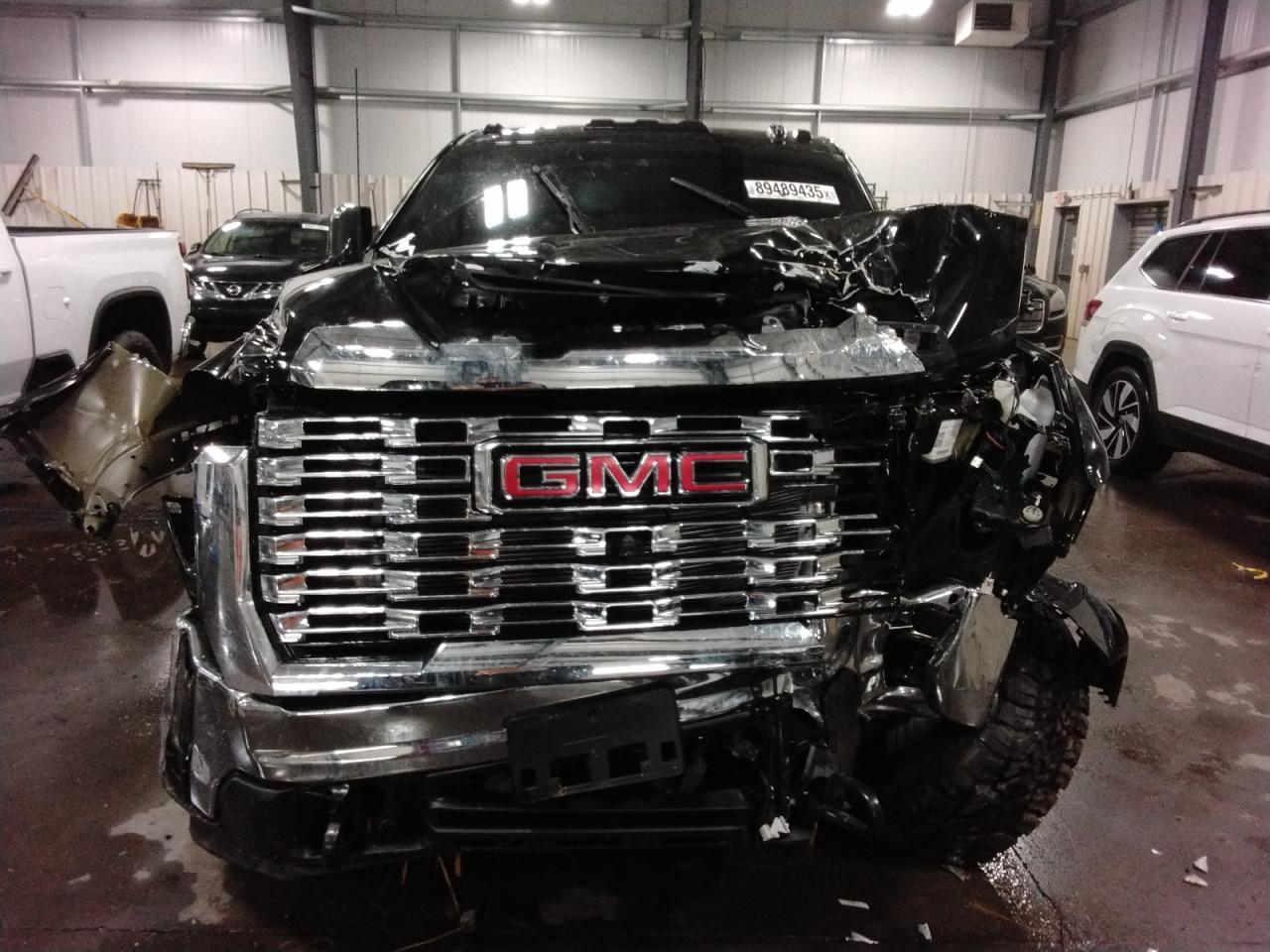 2025 GMC Sierra K3500 - Image 5