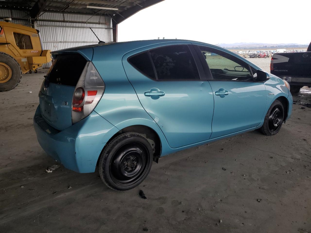 2013 Toyota Prius C - Фото 3