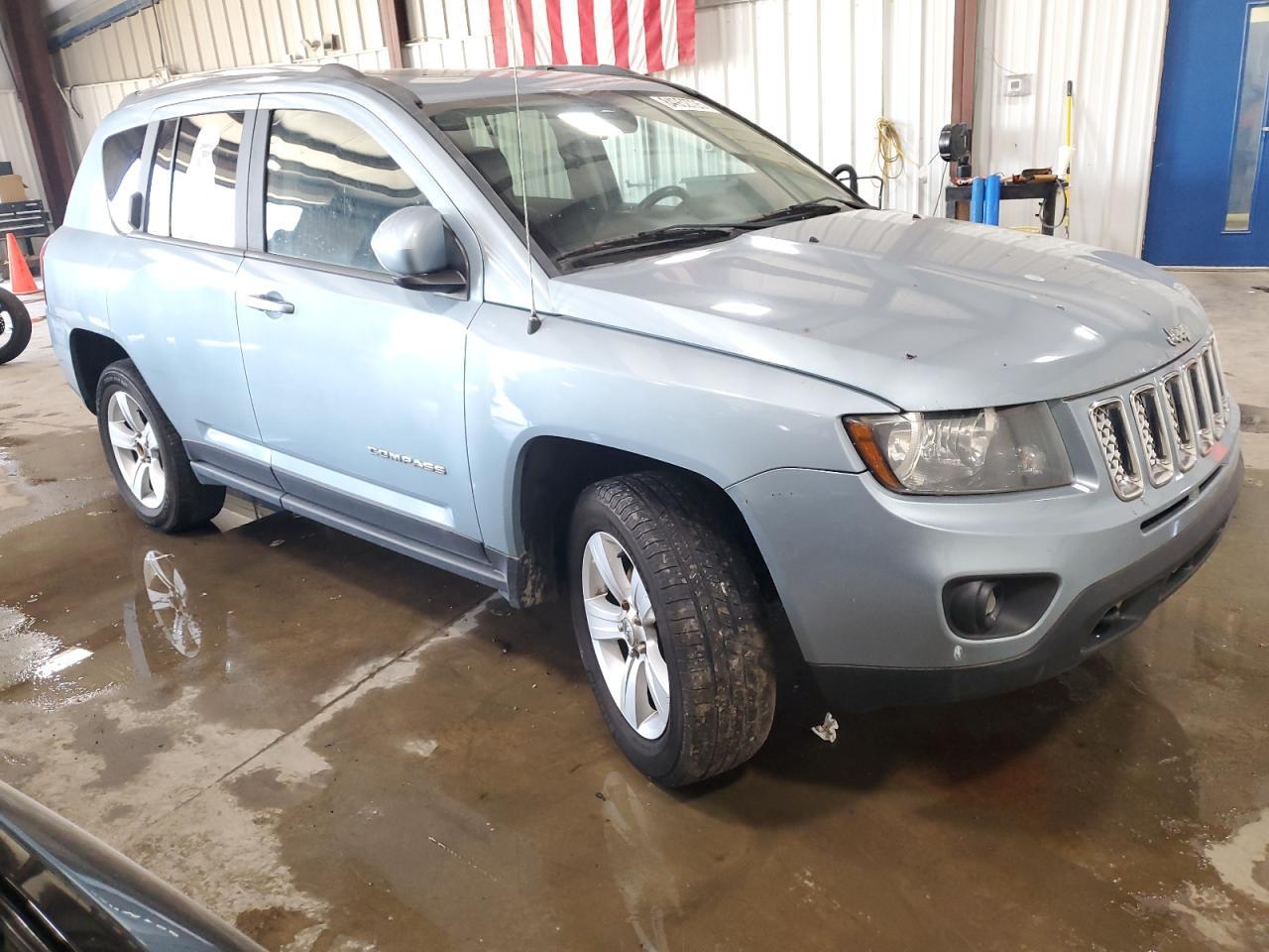 2014 Jeep Compass Latitude - Фото 4
