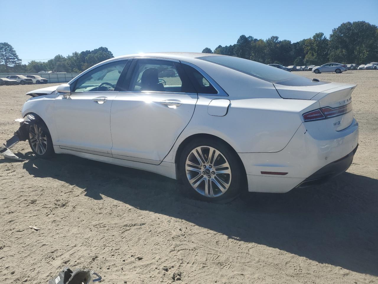 2015 Lincoln Townhouse Mkz - Image 2