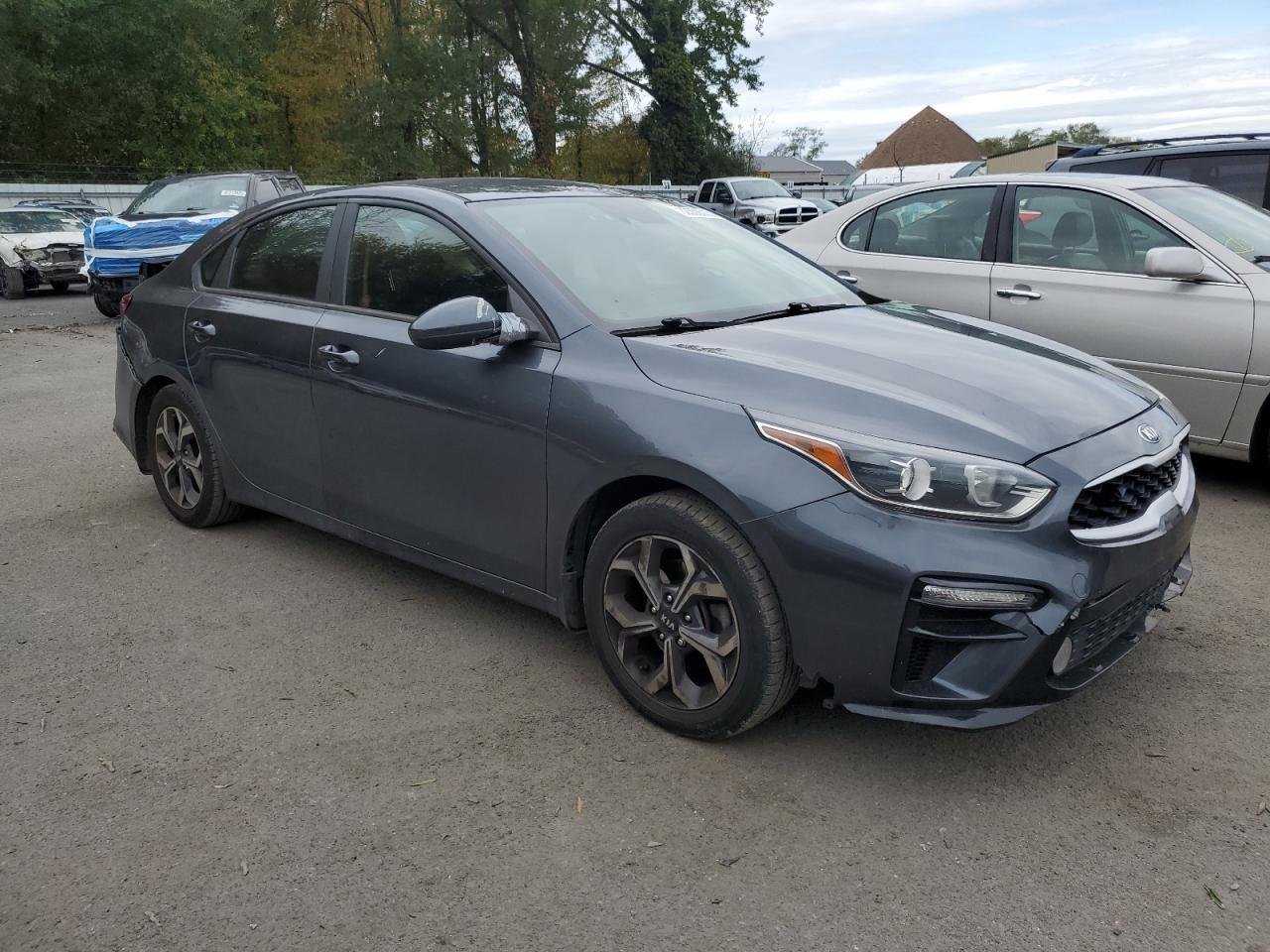 2020 Kia Forte Lxs - Фото 4