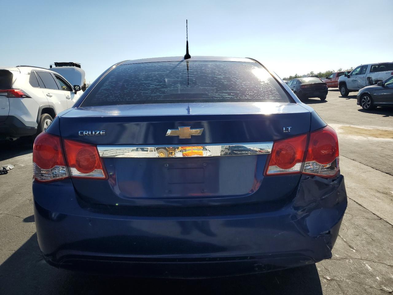 2012 Chevrolet Cruze Lt - Image 6