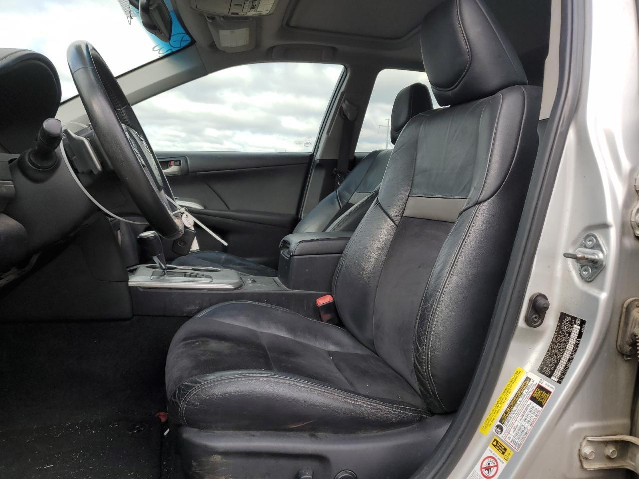 2012 Toyota Camry Se - Image 7