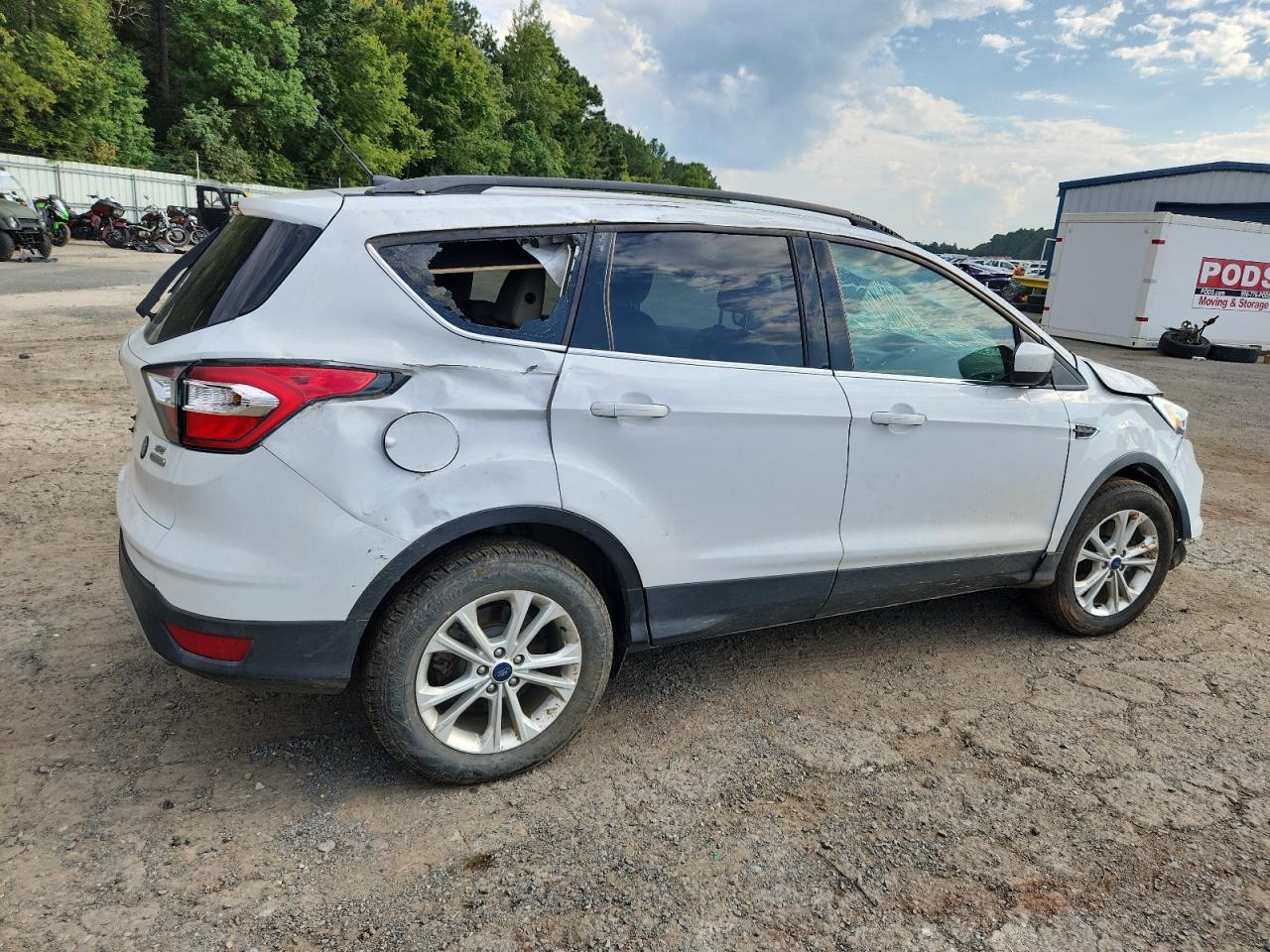 2018 Ford Escape Se - Фото 3