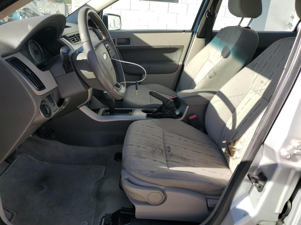 2010 Ford Focus Se - Фото 7