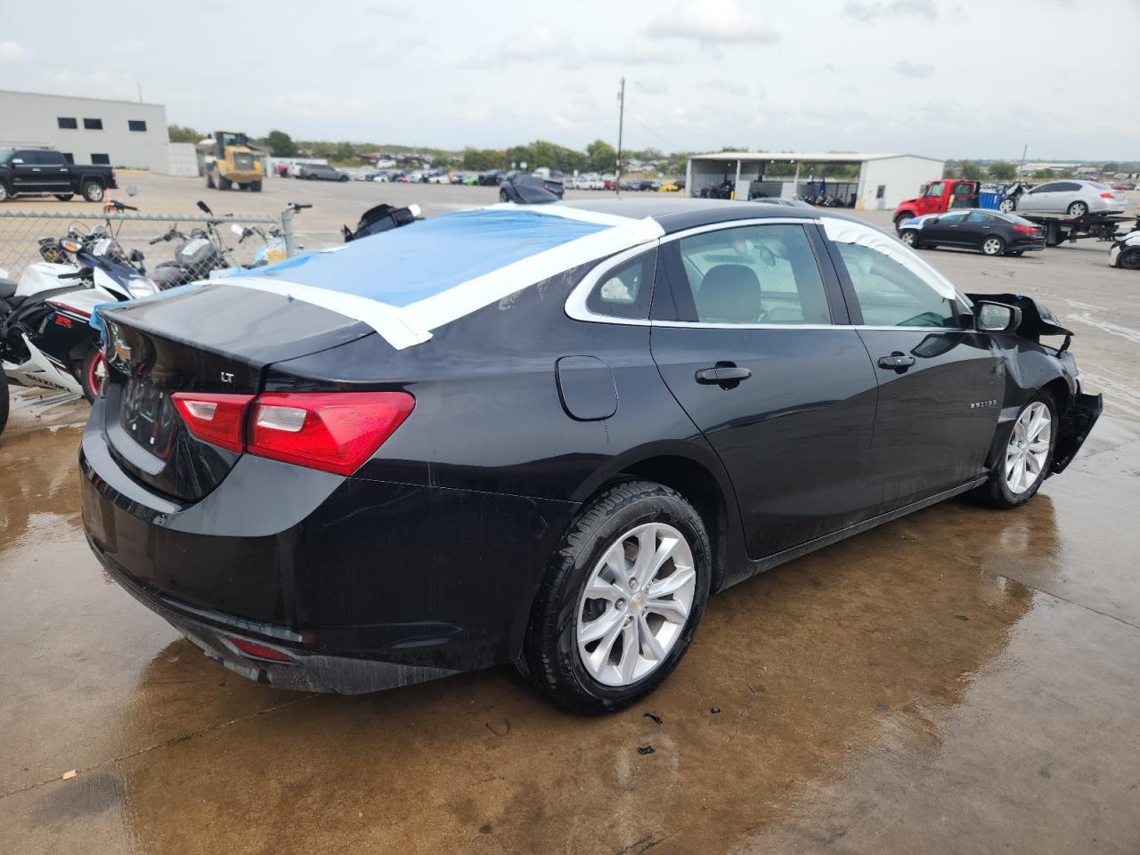2023 Chevrolet Malibu Lt - Image 3