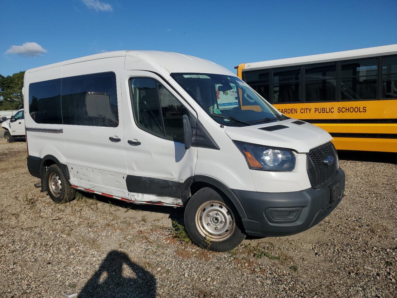 2022 Ford Transit T-150 - Фото 4