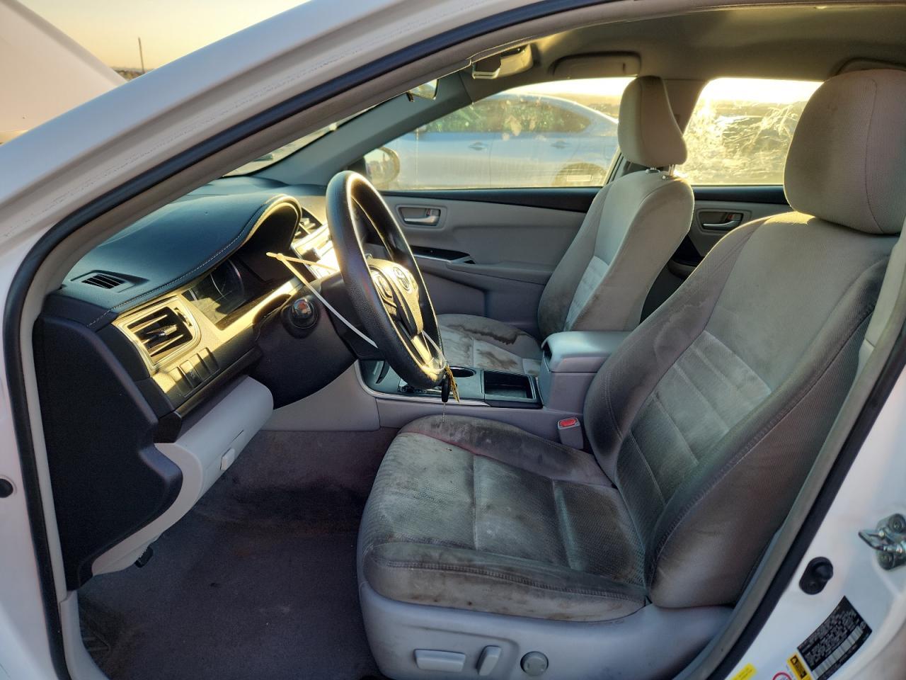 2016 Toyota Camry Le - Image 7