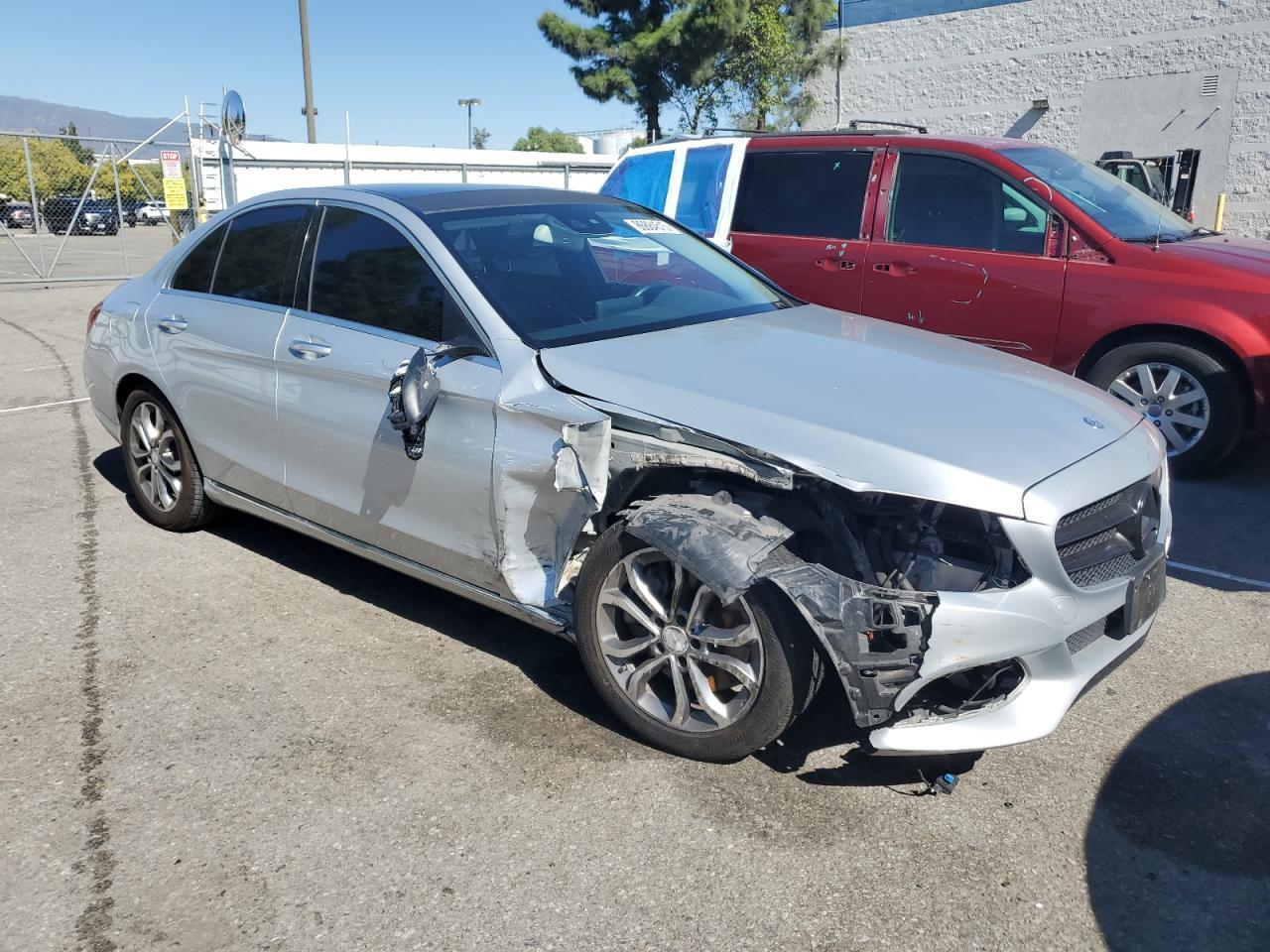 2016 Mercedes-Benz C 300 - Фото 4