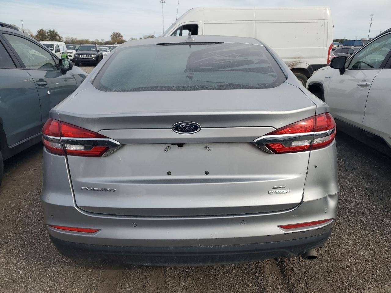 2020 Ford Fusion Se - Фото 6