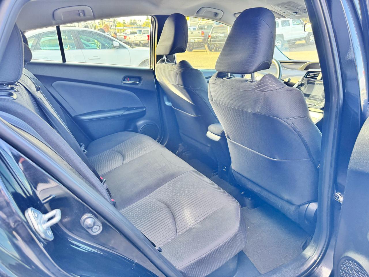 2016 Toyota Prius - Image 6