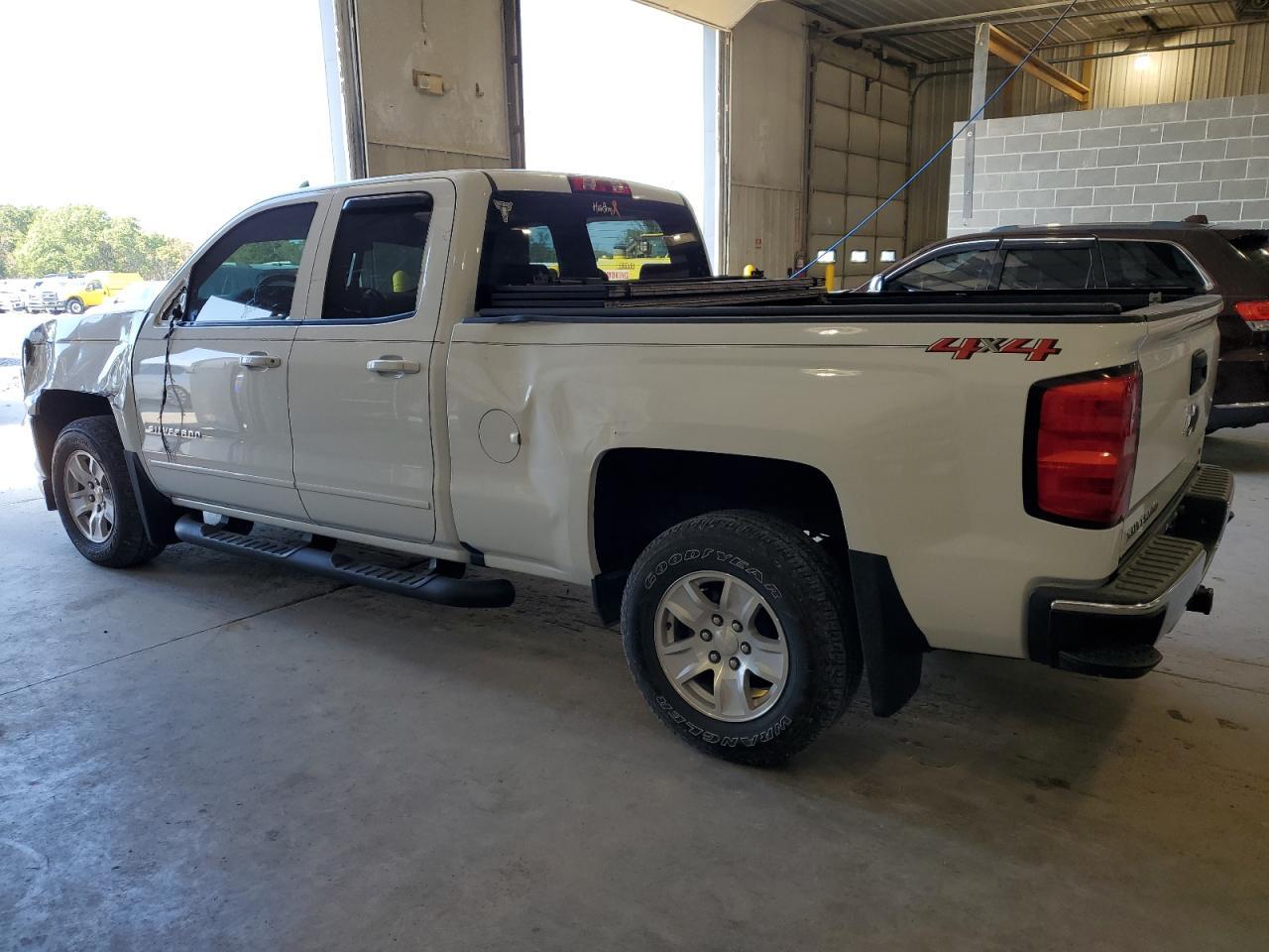 2018 Chevrolet Silverado K1500 Lt - Фото 2