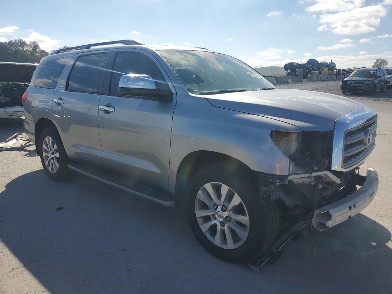 2012 Toyota Sequoia Limited - Фото 4