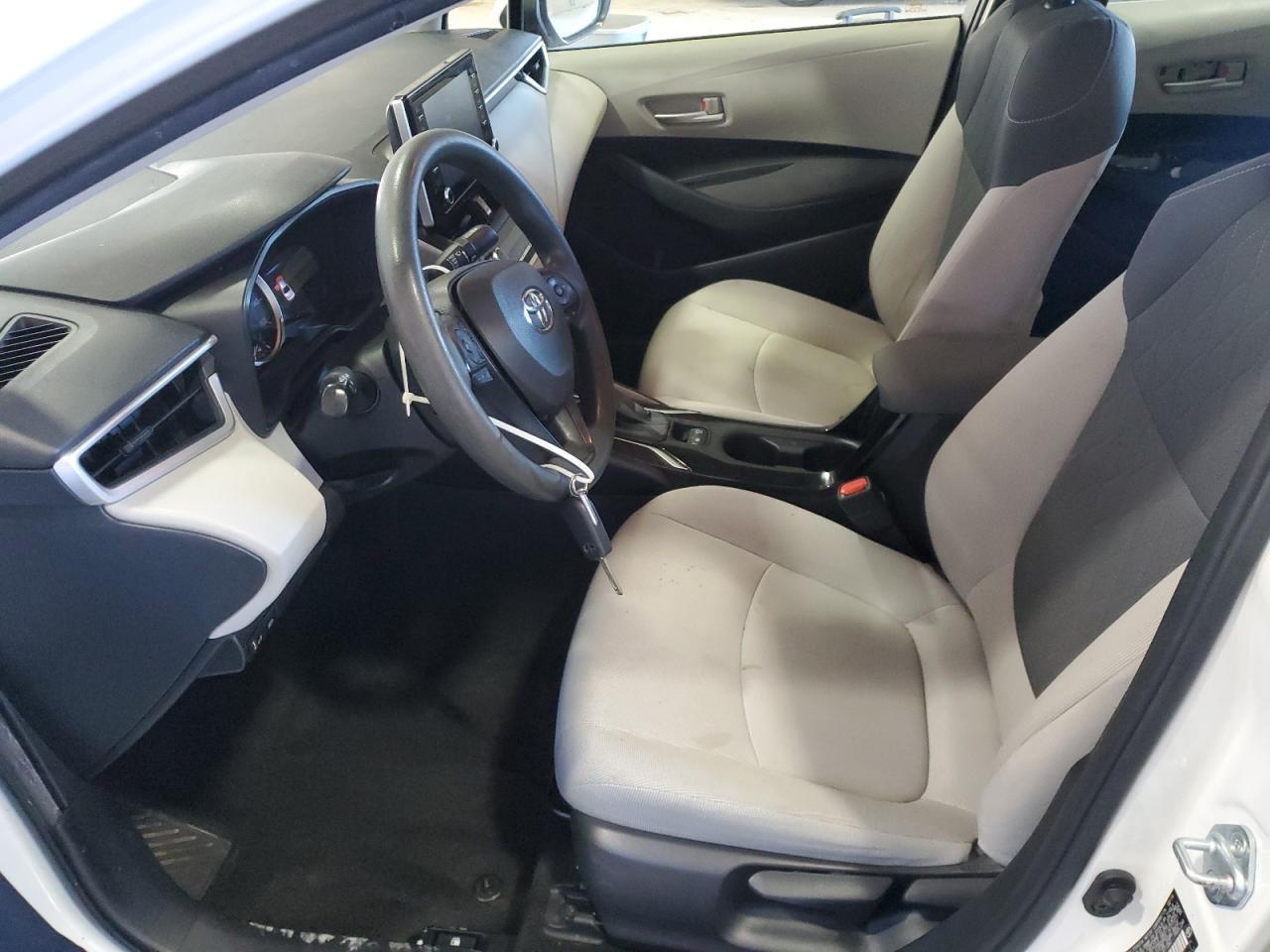 2020 Toyota Corolla Le - Фото 7