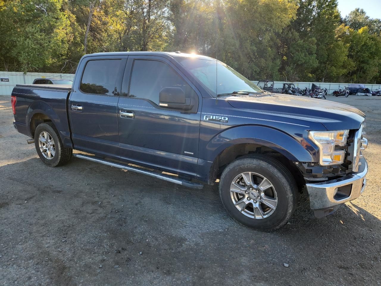 2015 Ford F150 Supercrew - Фото 4