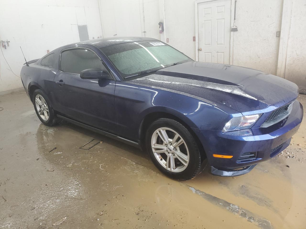 2011 Ford Mustang - Image 4