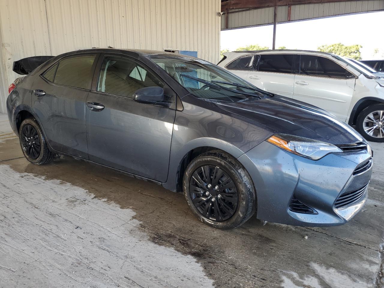 2017 Toyota Corolla L - Image 4
