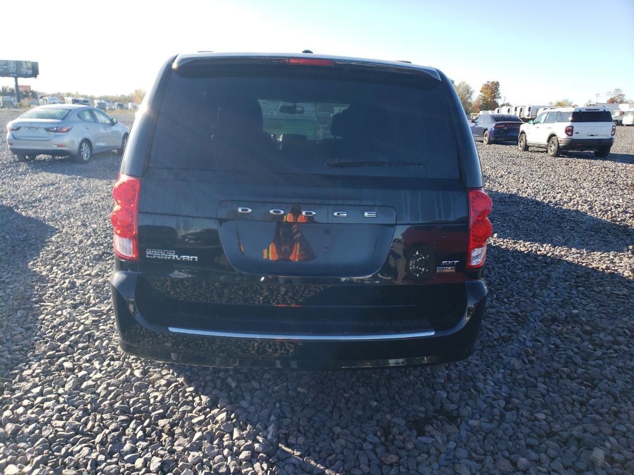 2017 Dodge Grand Caravan - Фото 6