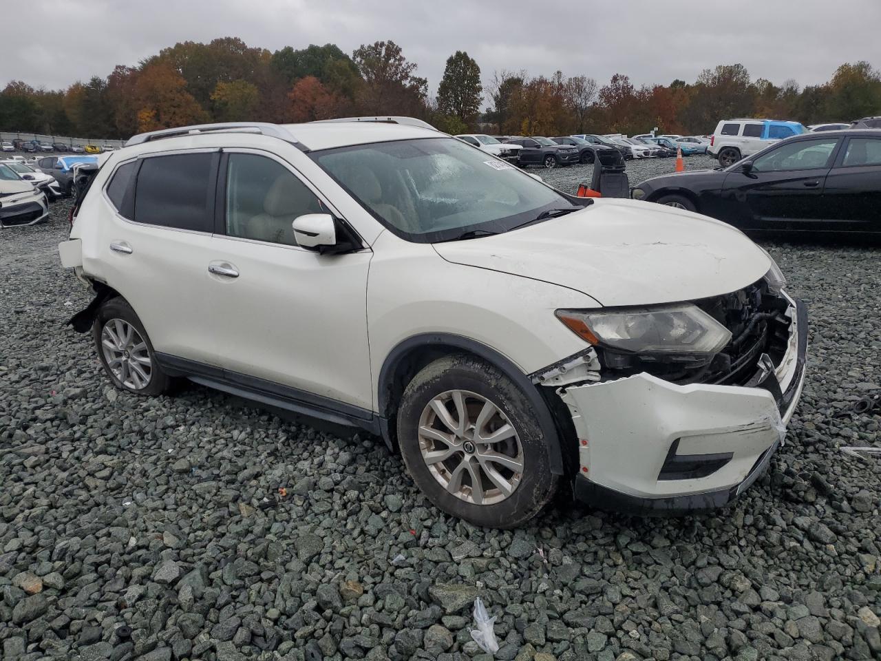 2018 Nissan Rogue S - Image 4