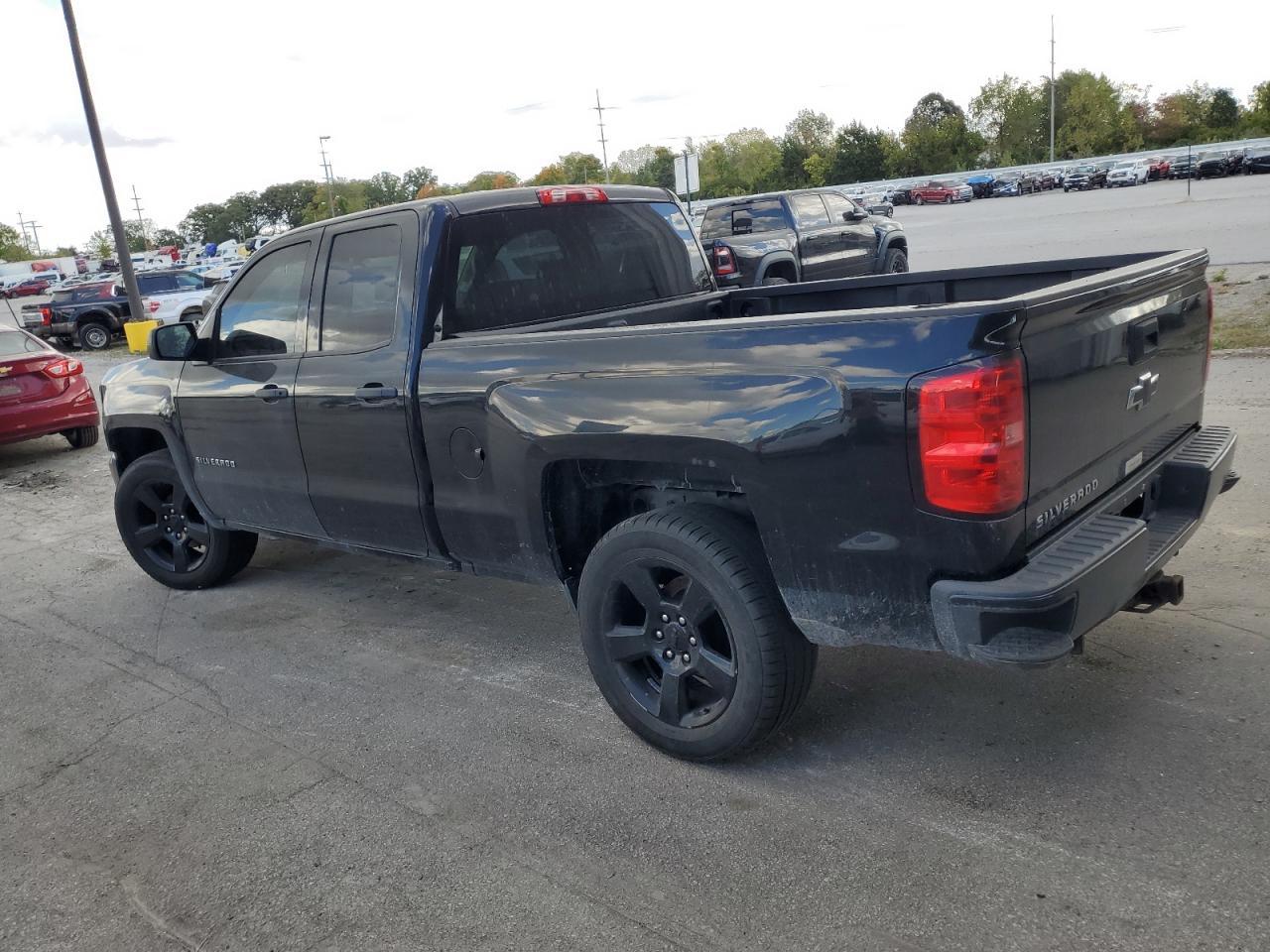 2016 Chevrolet Silverado C1500 - Фото 2