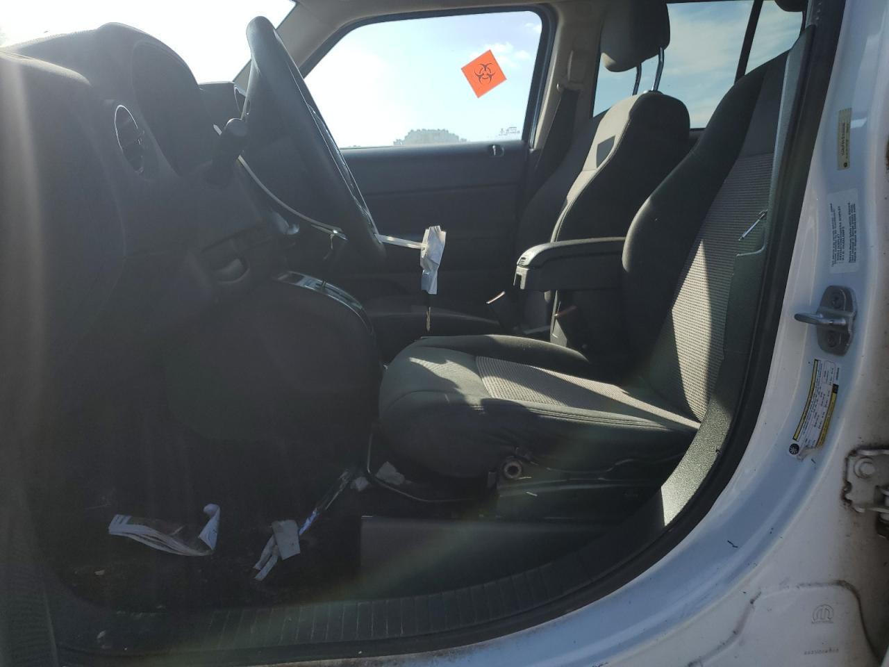 2014 Jeep Patriot - Фото 7