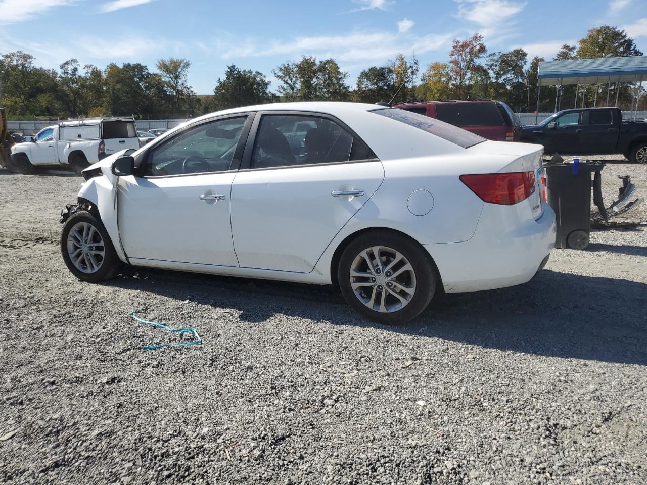 2012 Kia Forte - Фото 2