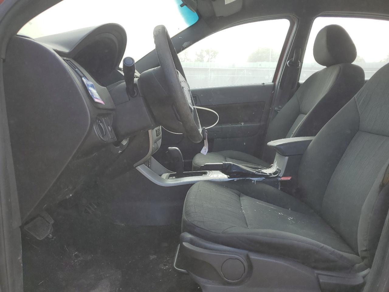 2010 Ford Focus Se - Фото 7