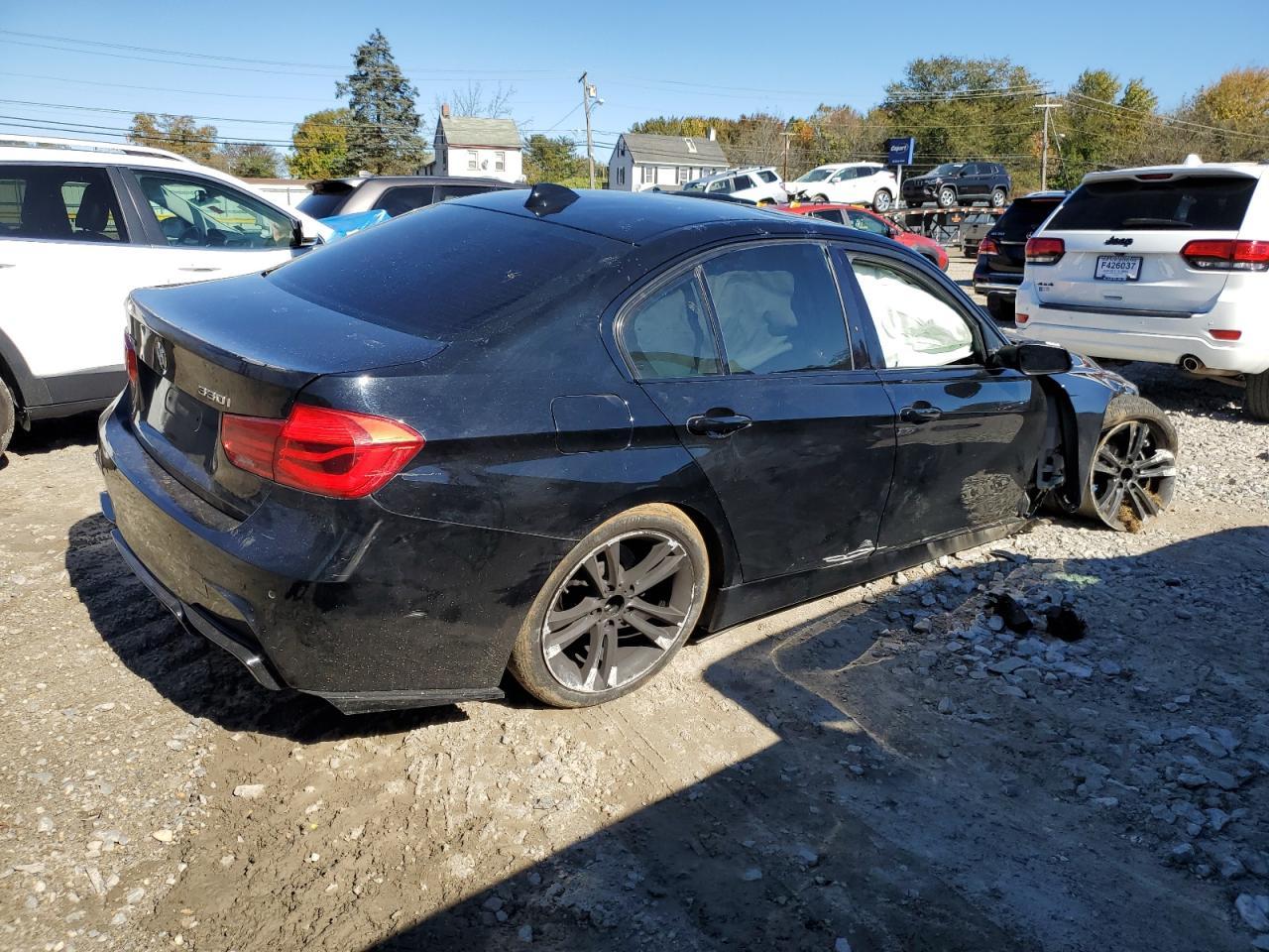 2017 BMW 3 Series - Image 3