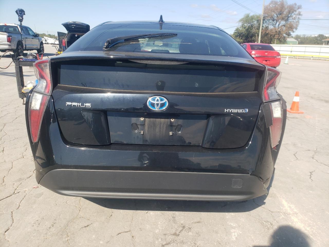 2016 Toyota Prius - Фото 6