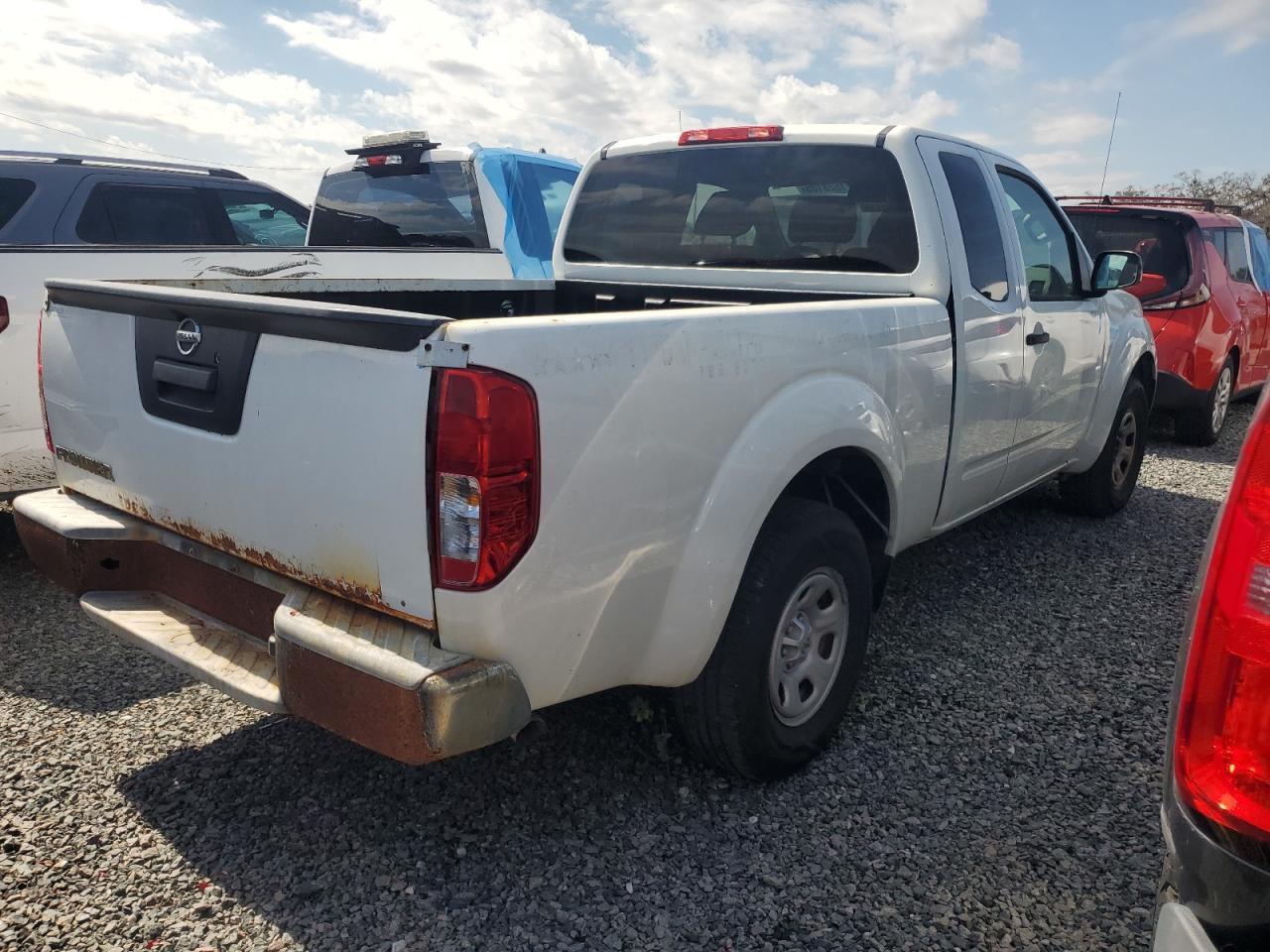 2016 Nissan Frontier S - Image 3