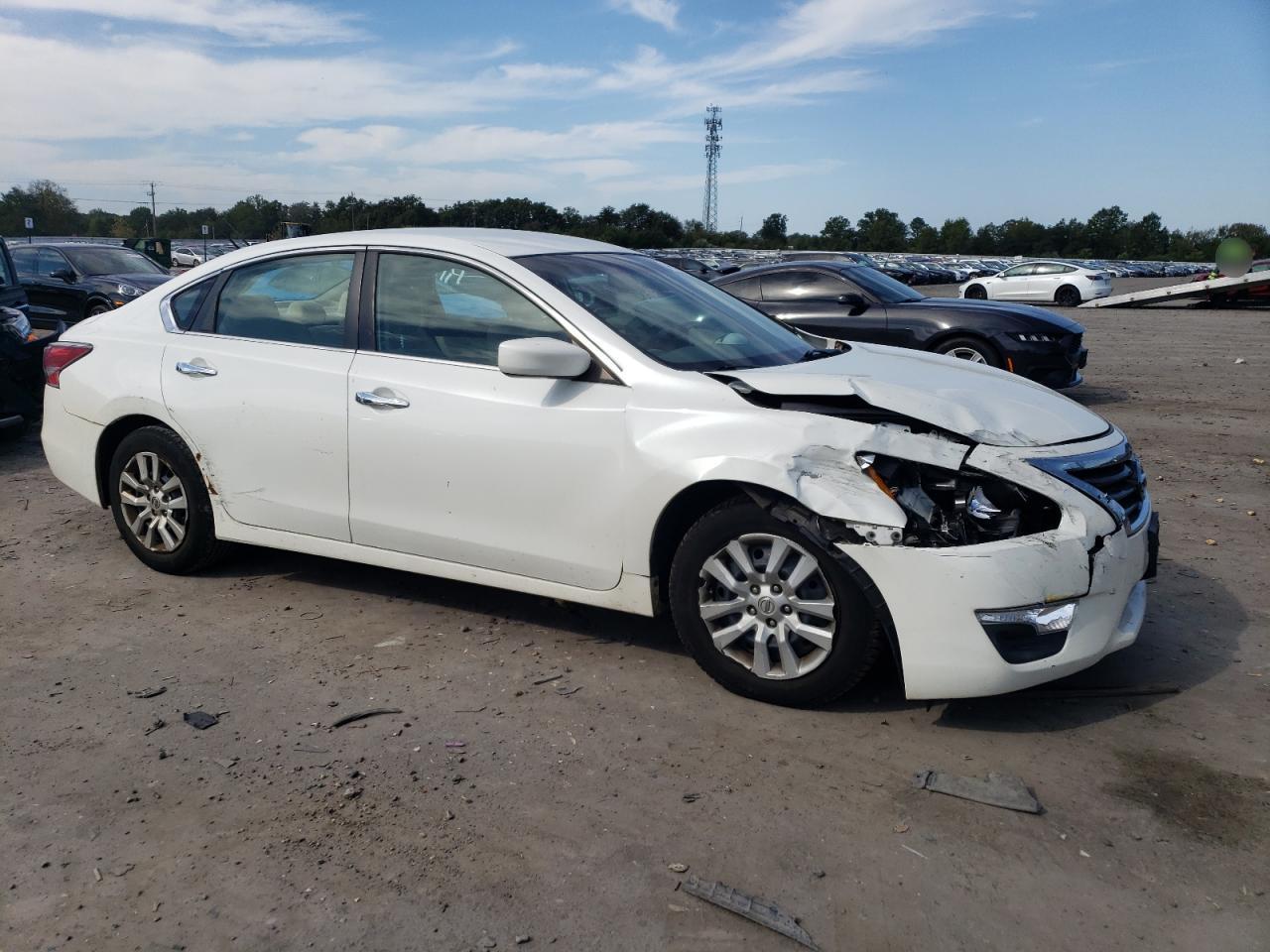 2015 Nissan Altima 2.5 - Фото 4