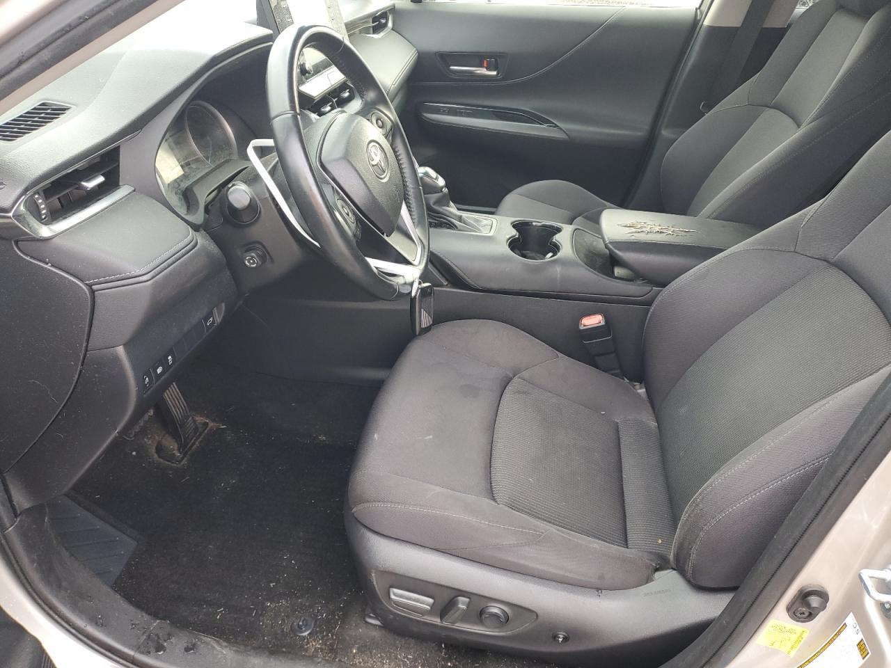 2021 Toyota Venza Le - Image 7