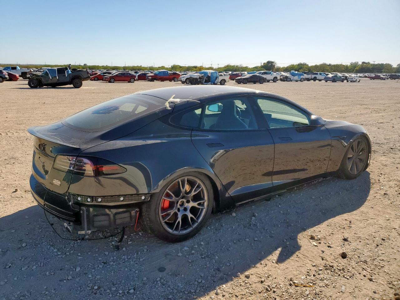 2025 Tesla Model S - Image 3